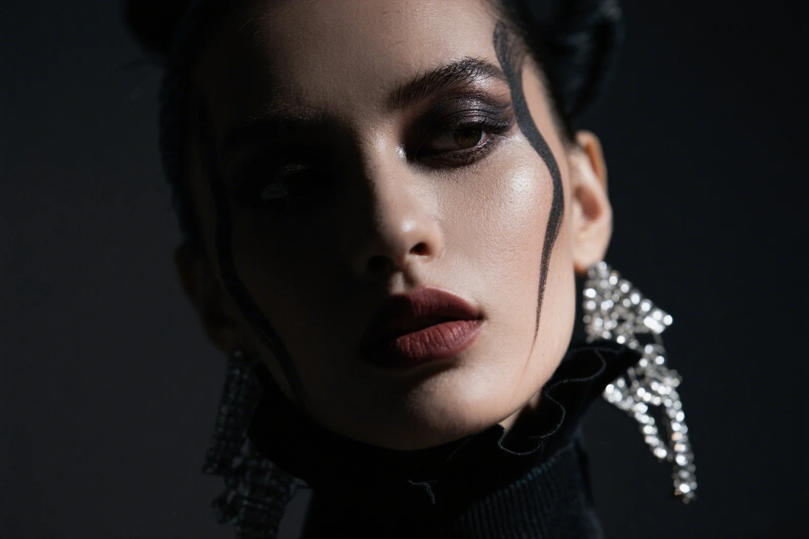 Lovart cinematic prompt example - Epic Cinematic Landscape