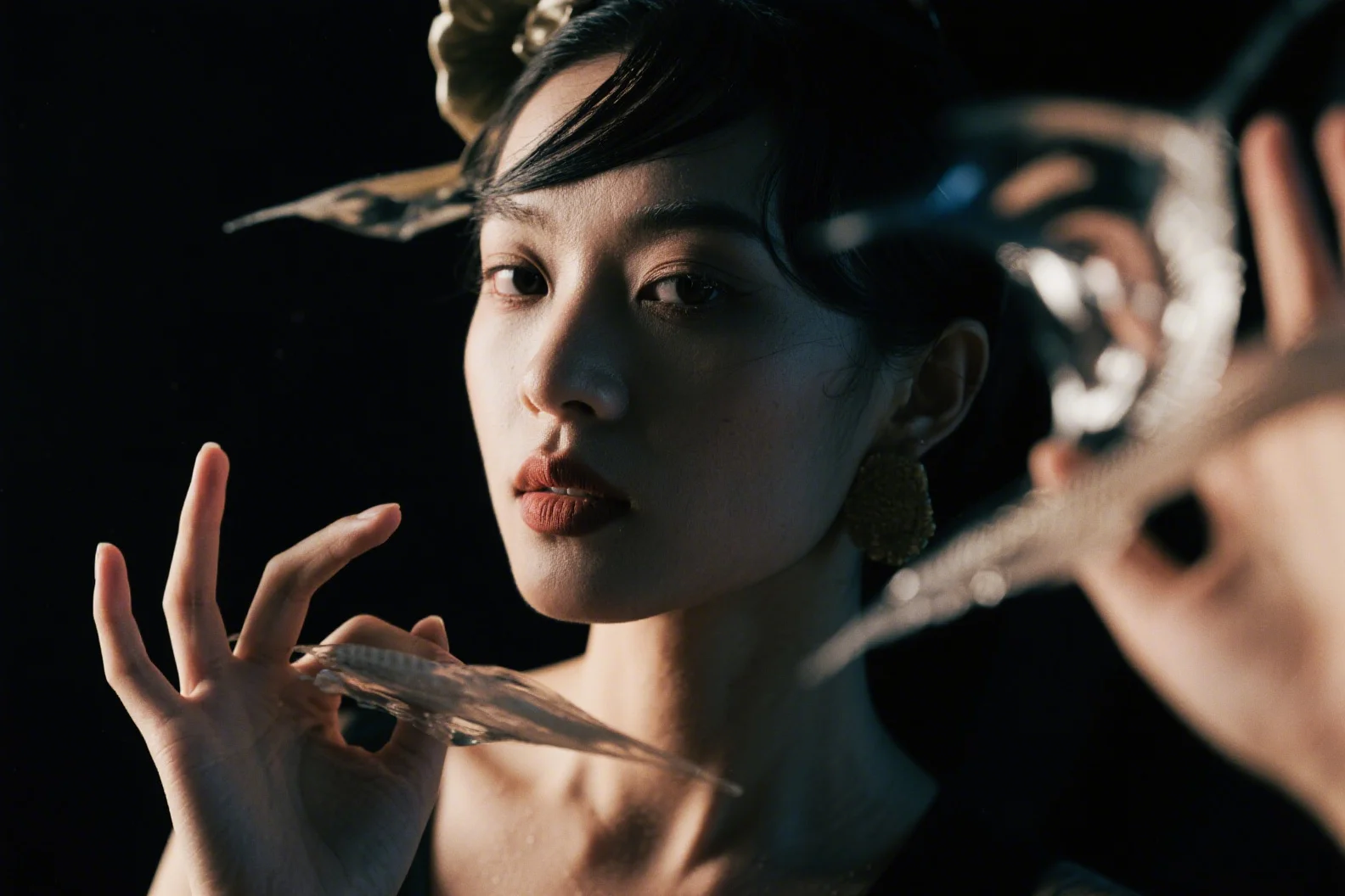 Lovart portrait prompt example - Artistic Creative Portrait