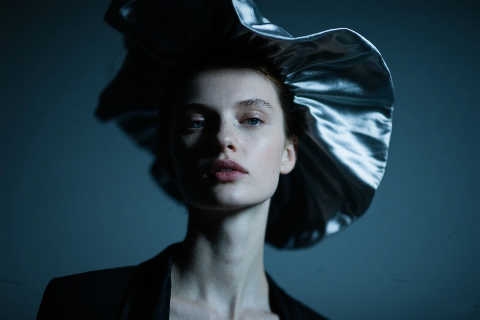 Lovart social prompt example - YouTube Thumbnail Design